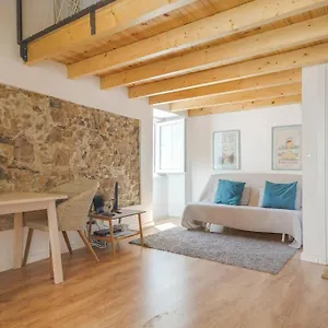 Classic Homes: Bright & In Belem Lisbon