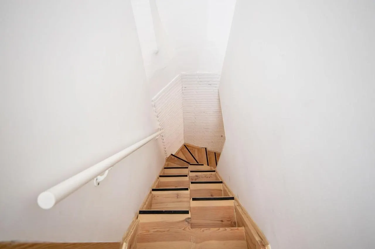 Lapa 3Bdr Duplex W/ Balcony By Lovelystay Lisbon 0*,  Portugal